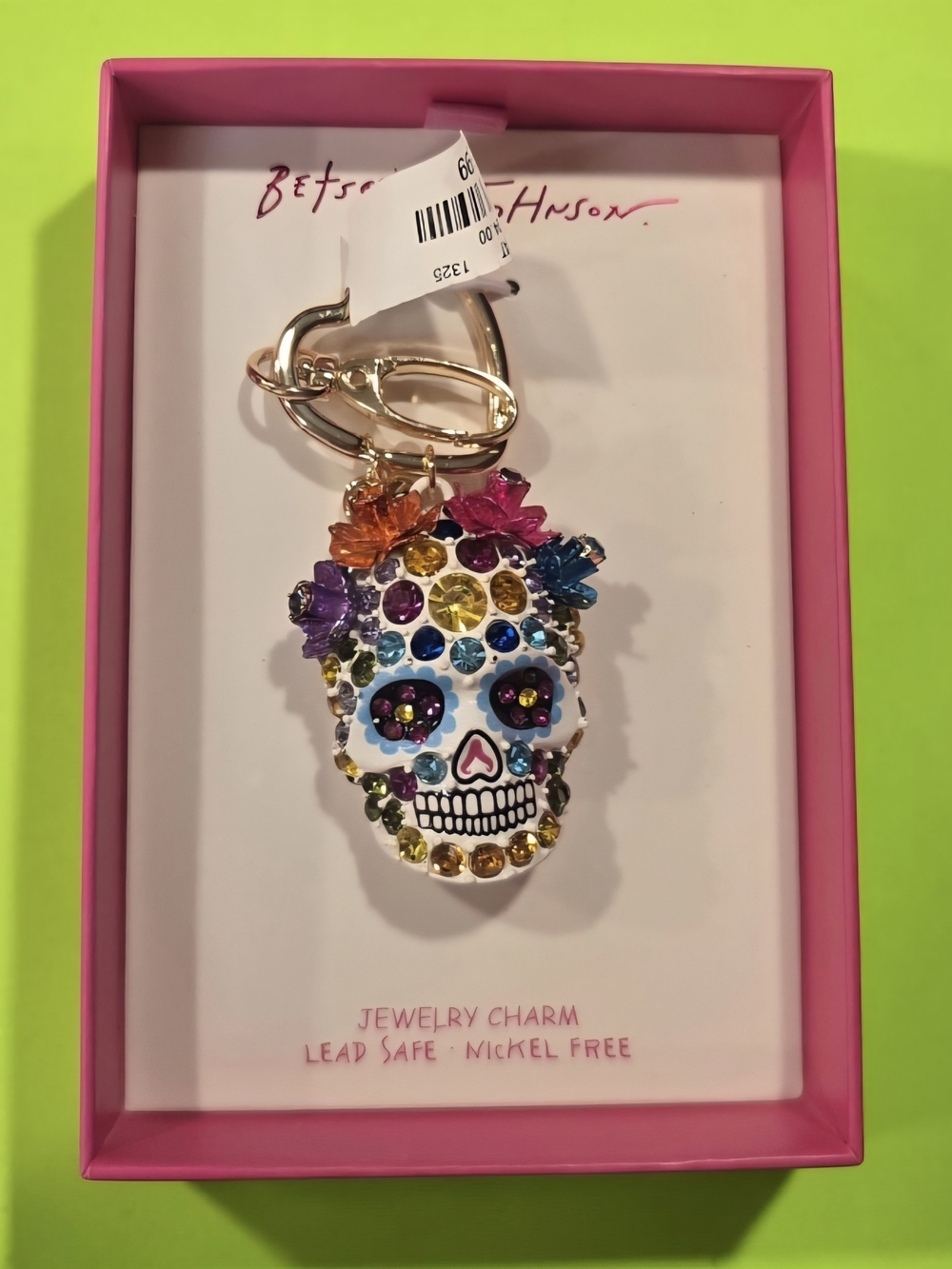Betsey Johnson Multicolor Sugar Skull Day Of The Dead Keychain.  New In Box
